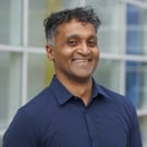 Headshot_VivekSwaminathan_300x300